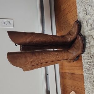 Ariat Murietta Boots, Tan, Size 8, Excellent Condition